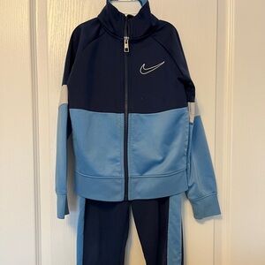 4T various boys clothing (8 items)